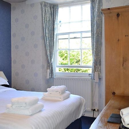 Sonata Guest House (Adults Only) Kendal Exteriör bild